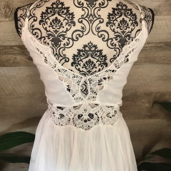 ⭐️SOLD⭐️Free People Lace Cutout Illektra Dress - Picture 5 of 7